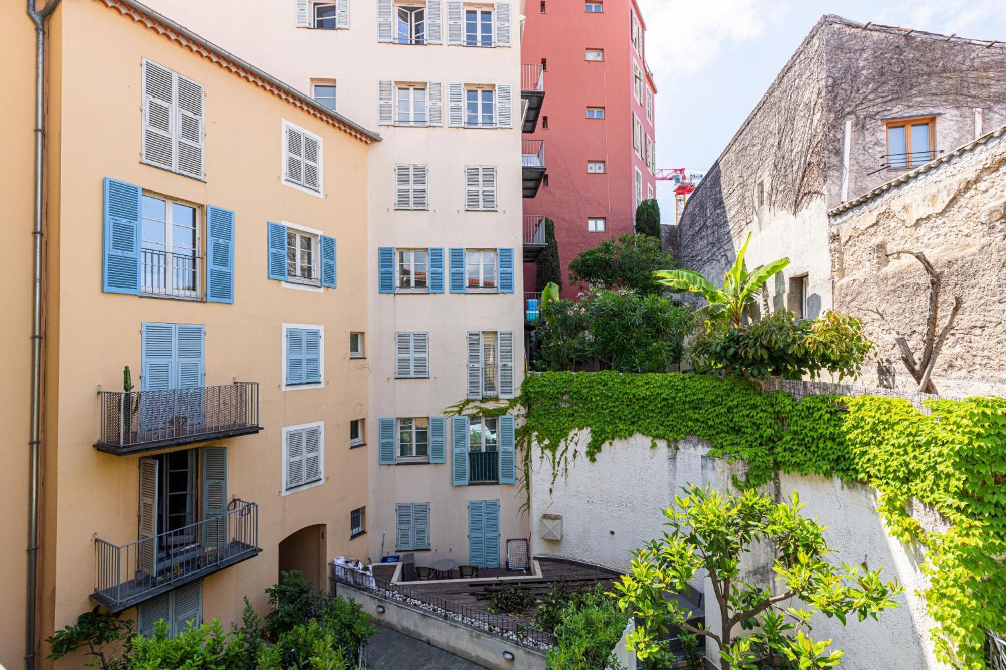 Апартаменты 2 Bdrs & Parking In The Old Town ! Ницца Экстерьер фото