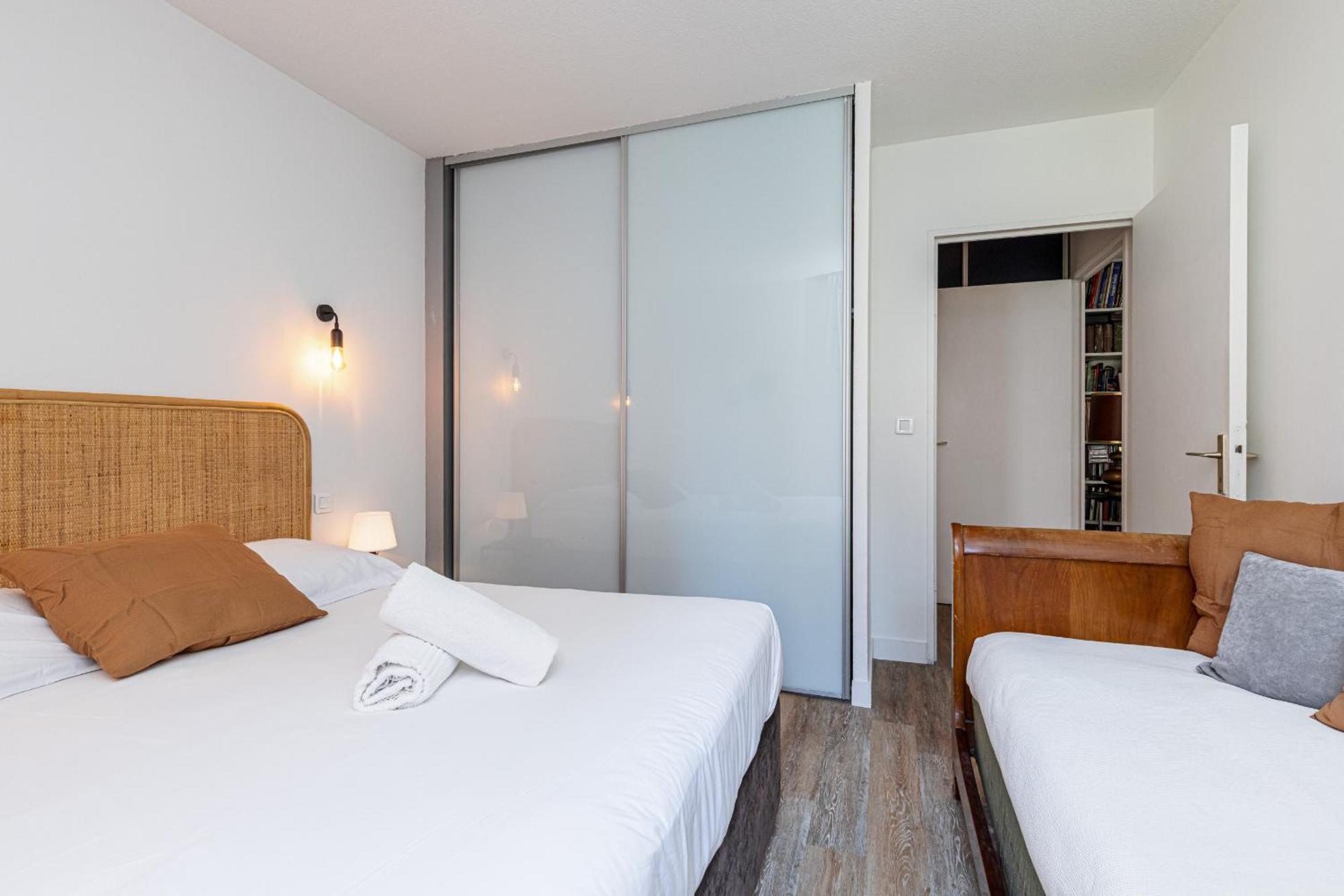 Апартаменты 2 Bdrs & Parking In The Old Town ! Ницца Экстерьер фото