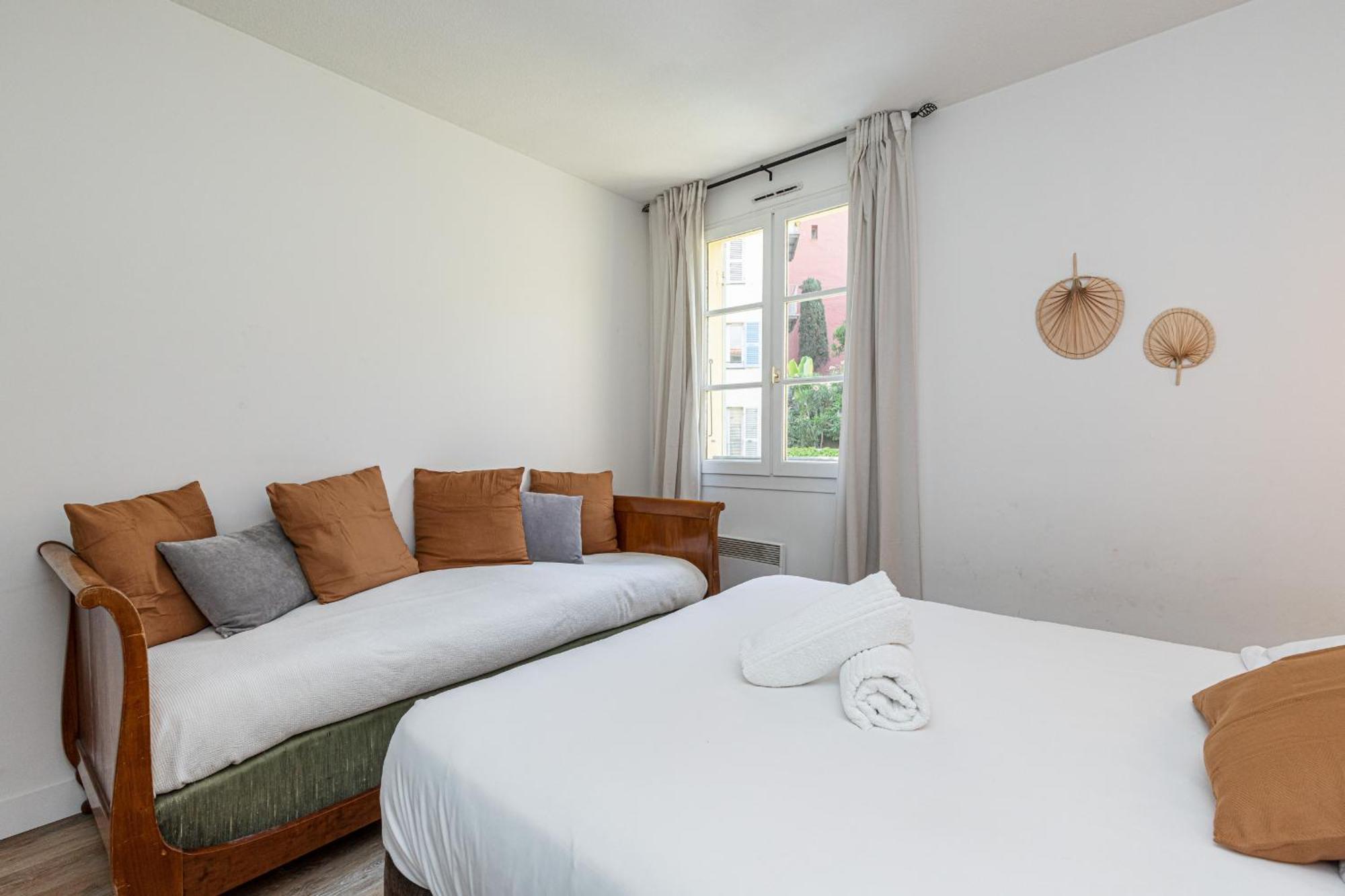 Апартаменты 2 Bdrs & Parking In The Old Town ! Ницца Экстерьер фото